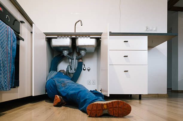 Professional Leak Detection technician working in Circleville, OH
